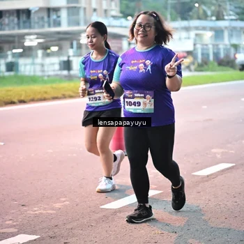 Runner Photo 8306954