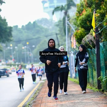 Runner Photo 8306971