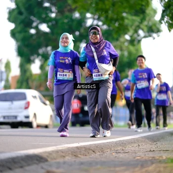 Runner Photo 8306999