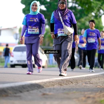 Runner Photo 8307012