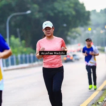 Runner Photo 8307022