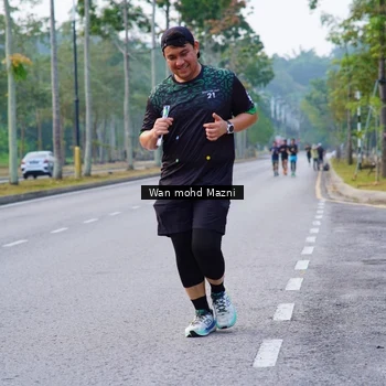 Runner Photo 8307036