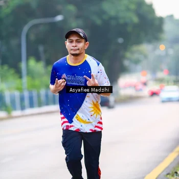 Runner Photo 8307039