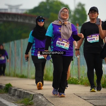Runner Photo 8307083