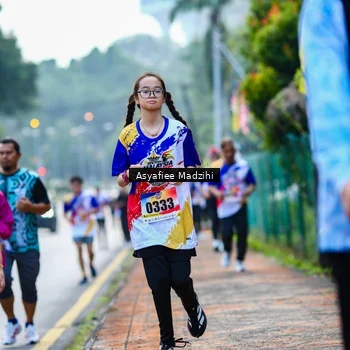 Runner Photo 8307096