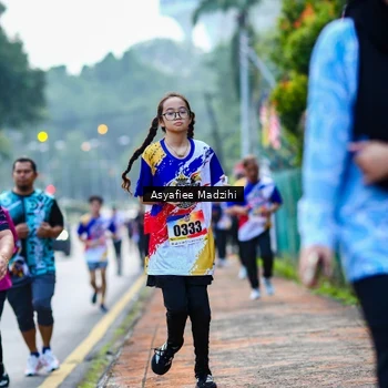 Runner Photo 8307104