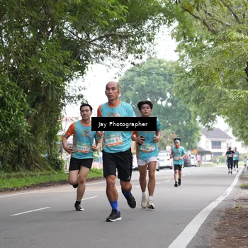 Runner Photo 8307128