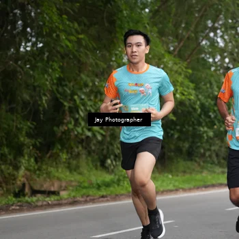 Runner Photo 8307129