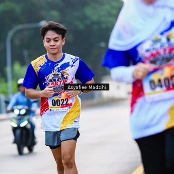 Runner Photo 8307147