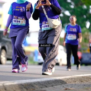 Runner Photo 8307149