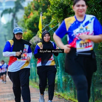 Runner Photo 8307163