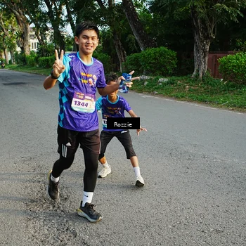 Runner Photo 8307221