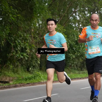 Runner Photo 8307228