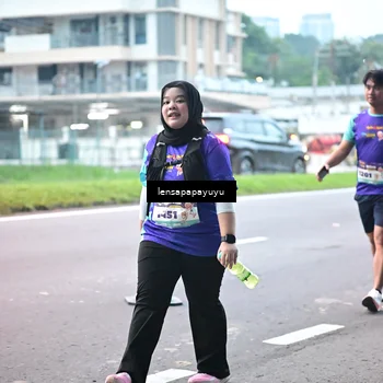 Runner Photo 8307232