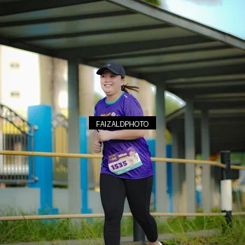 Runner Photo 8307250