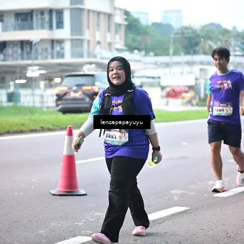 Runner Photo 8307277