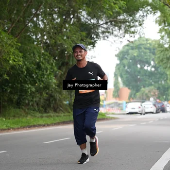 Runner Photo 8307298