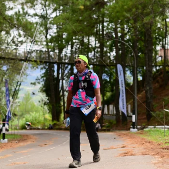 Runner Photo 83073