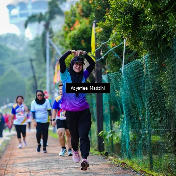 Runner Photo 8307311