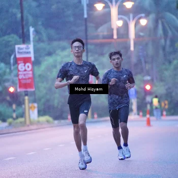 Runner Photo 8307347