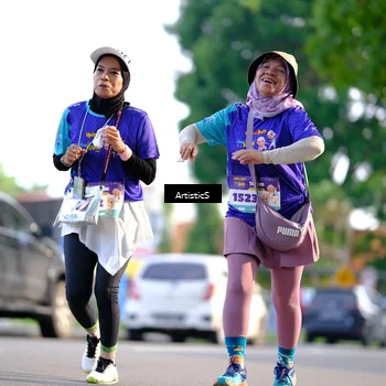 Runner Photo 8307373