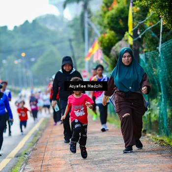 Runner Photo 8307417