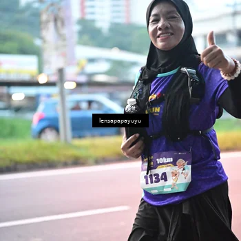 Runner Photo 8307418