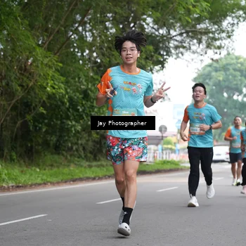 Runner Photo 8307426