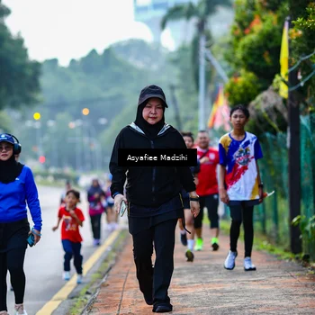Runner Photo 8307454