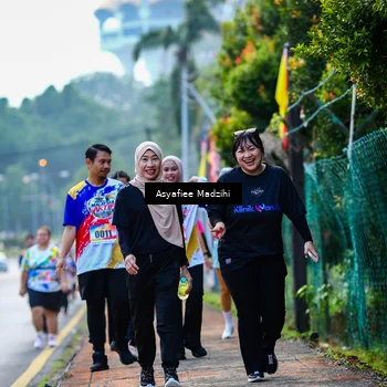 Runner Photo 8307498
