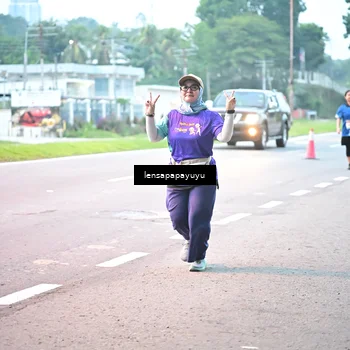 Runner Photo 8307518