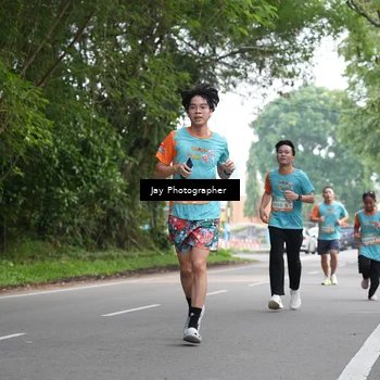 Runner Photo 8307564
