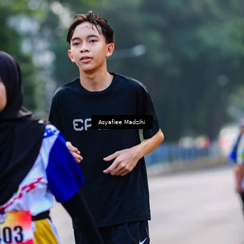 Runner Photo 8307573