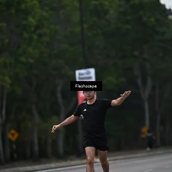 Runner Photo 8307592