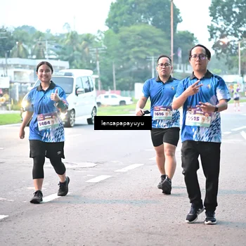 Runner Photo 8307653