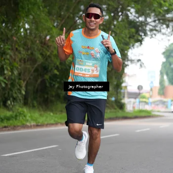 Runner Photo 8307656