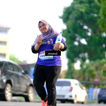 Runner Photo 8307661