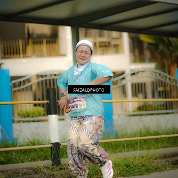 Runner Photo 8307671