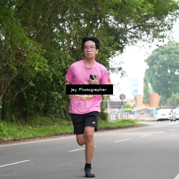 Runner Photo 8307672