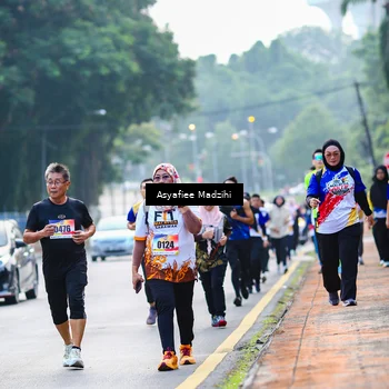 Runner Photo 8307697
