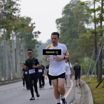 Runner Photo 8307715