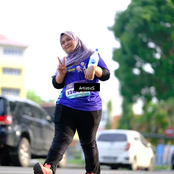Runner Photo 8307716