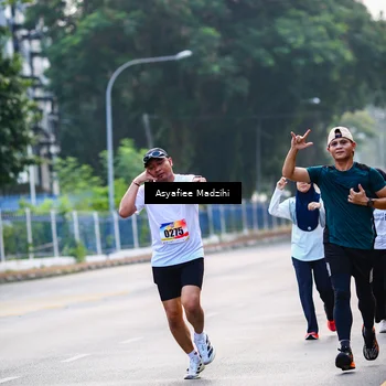 Runner Photo 8307731