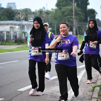 Runner Photo 8307758