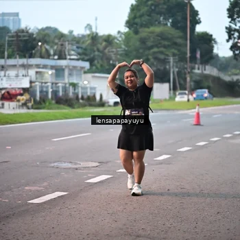 Runner Photo 8307765