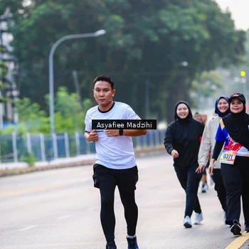 Runner Photo 8307767