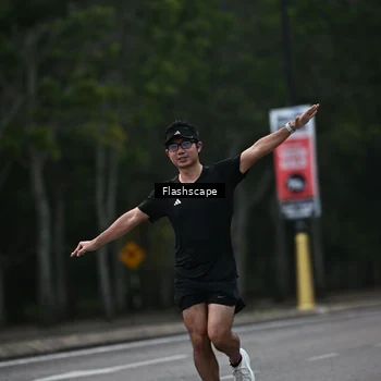 Runner Photo 8307777