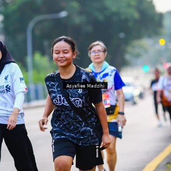 Runner Photo 8307779
