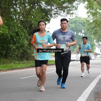 Runner Photo 8307812