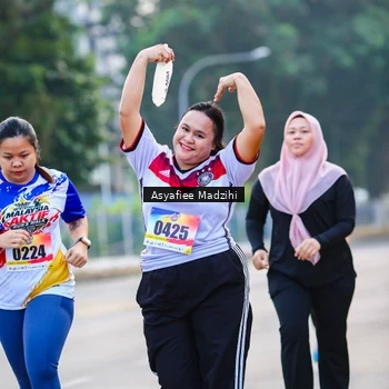 Runner Photo 8307836